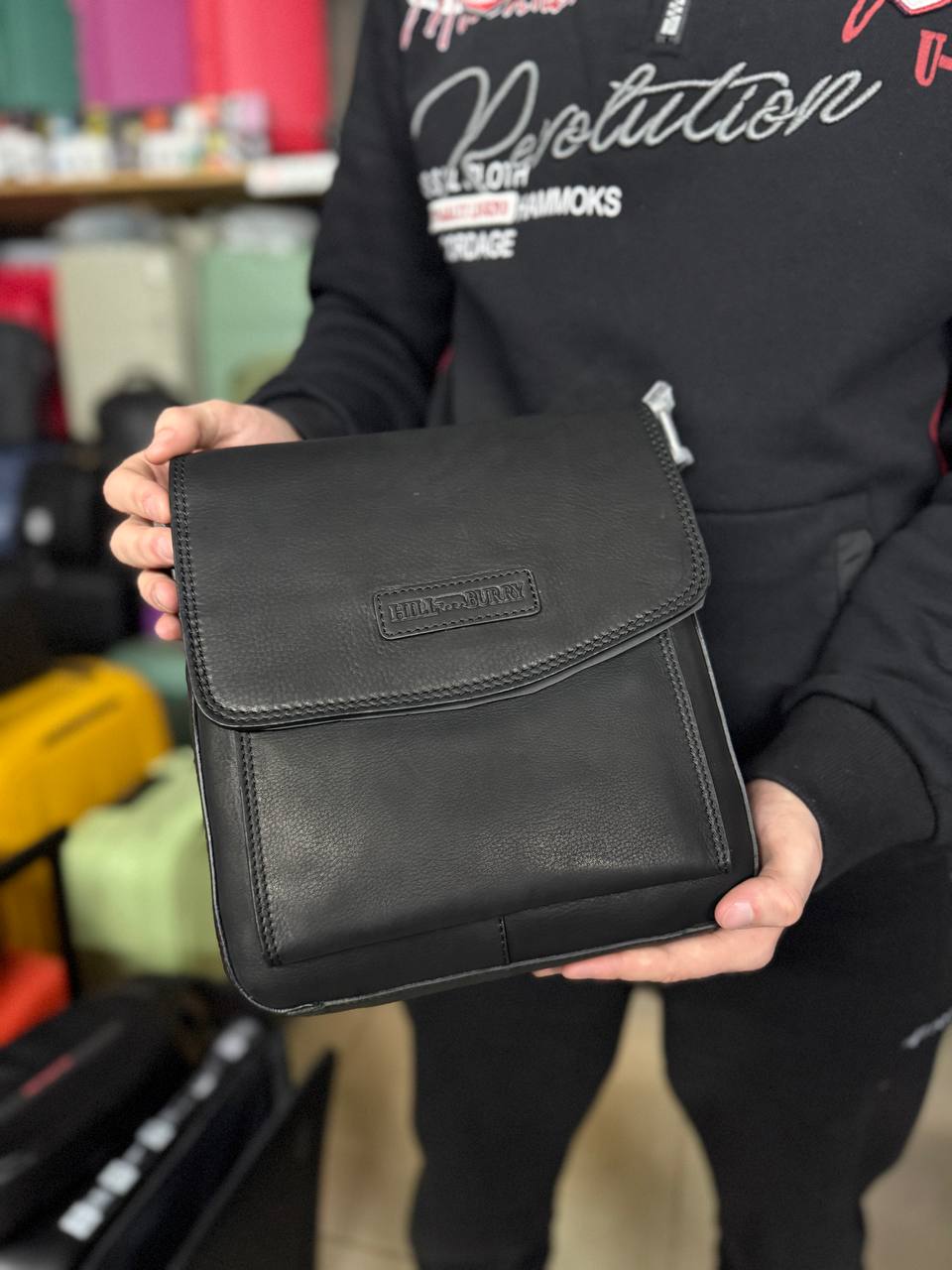 Чоловіча шкірянна сумка Hill Burry 3397/100182HB чорна